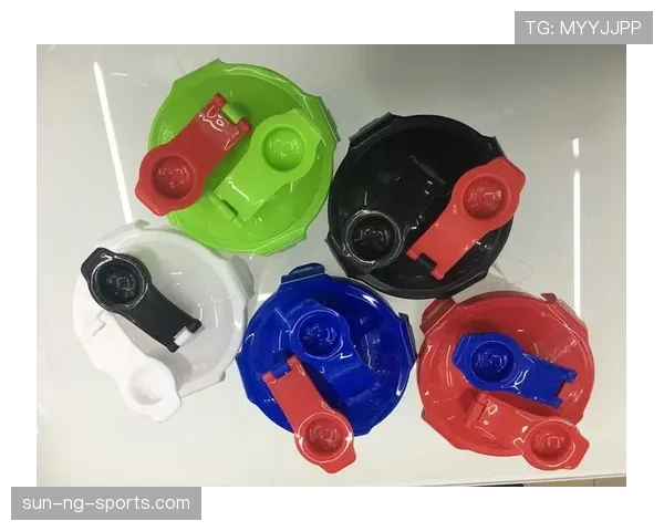 陈梦家的冰箱里塞满蛋白粉，连饮料都是按克称着喝的